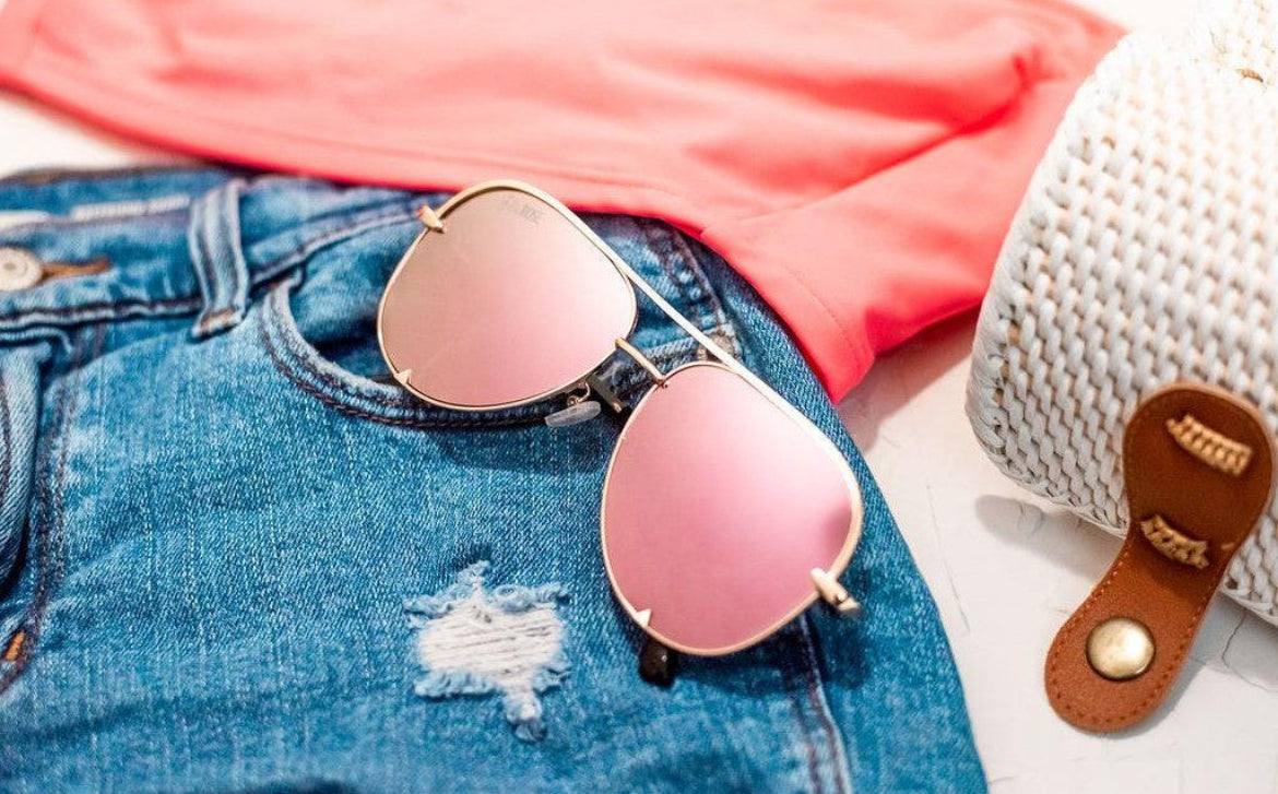 The Alex Unisex Aviator Sunglasses in Pink/Gold