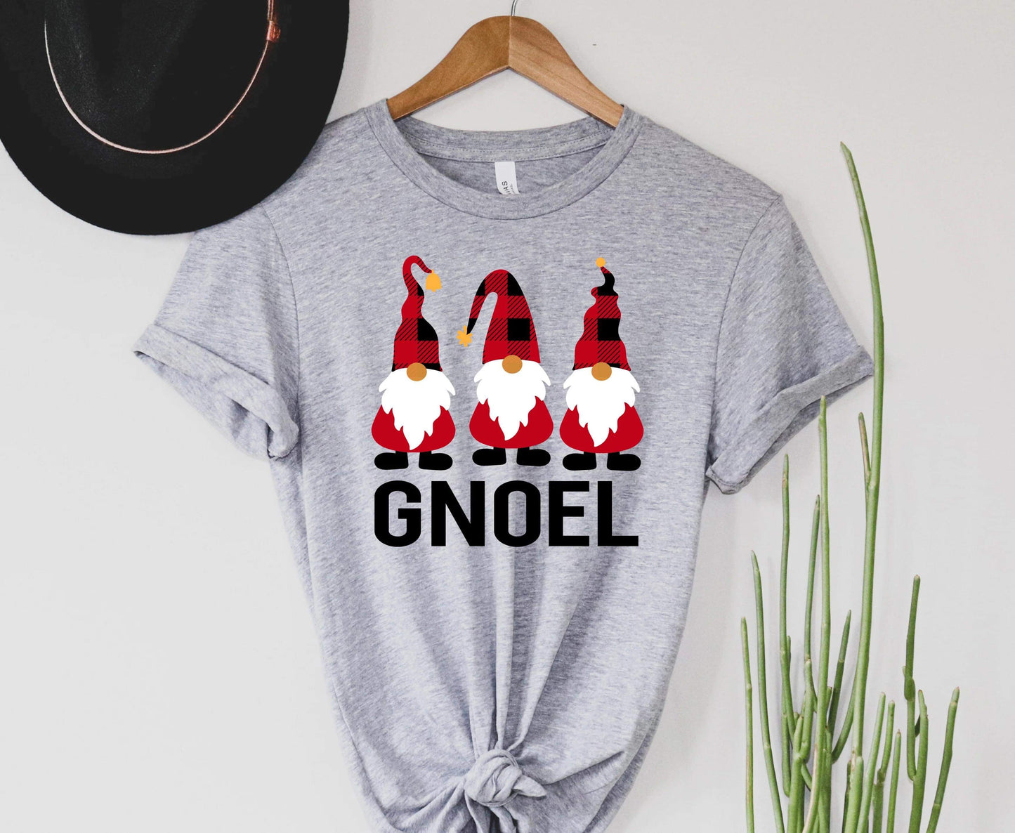 Gnoel Graphic Tee