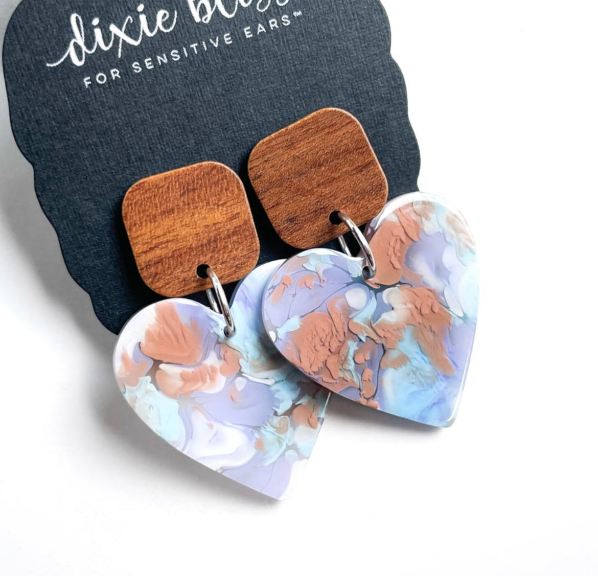 Fantasy Romance - Dixie Bliss - Dangle Earring