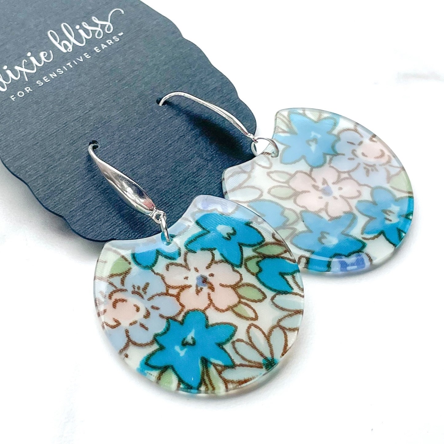 Myrtle in May Flowers - Dixie Bliss - Dangle Earring